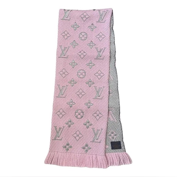 Louis Vuitton Accessories - ❌❌SOLD ❌❌NWT LOUIS VUITTON LOGOMANIA SCARF